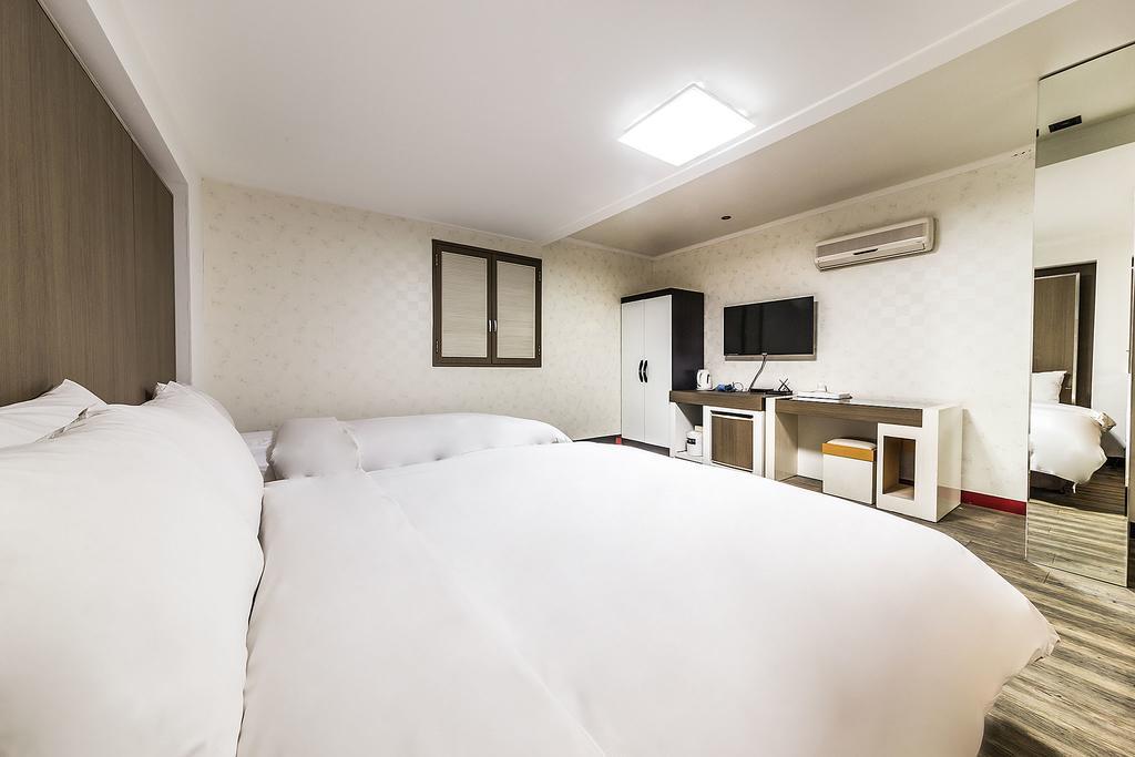 Hotel Tate Suwon Esterno foto