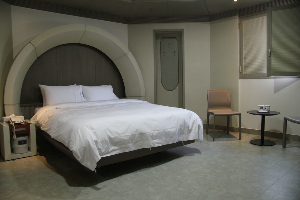 Hotel Tate Suwon Esterno foto