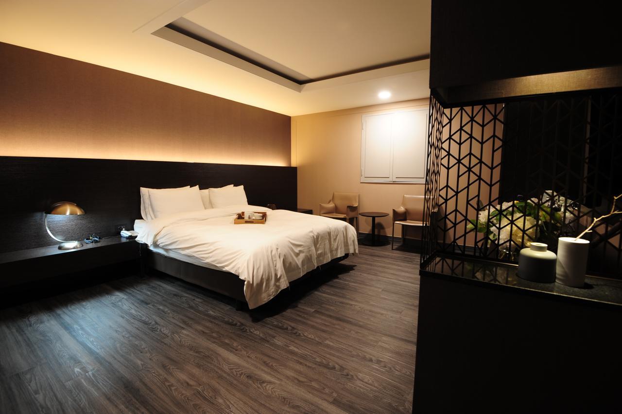 Hotel Tate Suwon Esterno foto